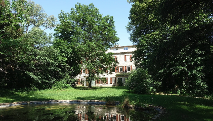 RESIDENCE SENIOR "LES CLOS". 7 à 8 %