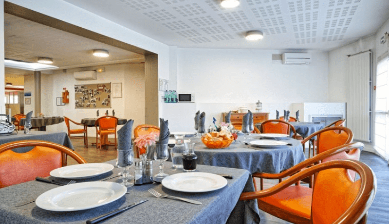 RESIDENCE "DU LAC". 7,40 %