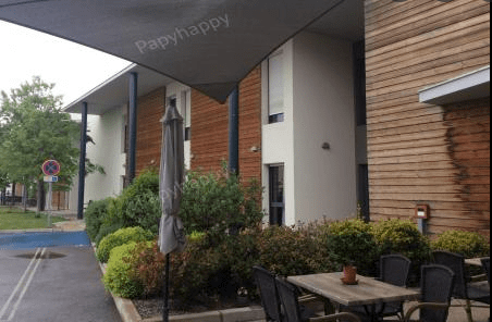 RESIDENCE "JARDINS DE BRESCOU". 5,85 %
