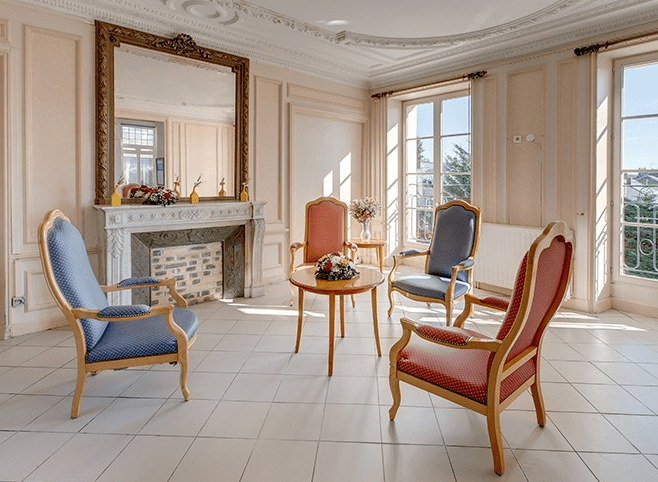 EHPAD "LE MANOIR". 6 %