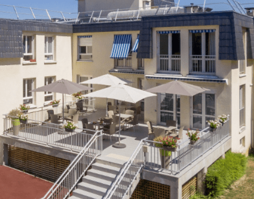 EHPAD "LES HAUTES FUTAIES". 7,90 %