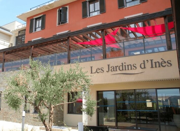 EHPAD "JARDINS D'INES". 6,70 %